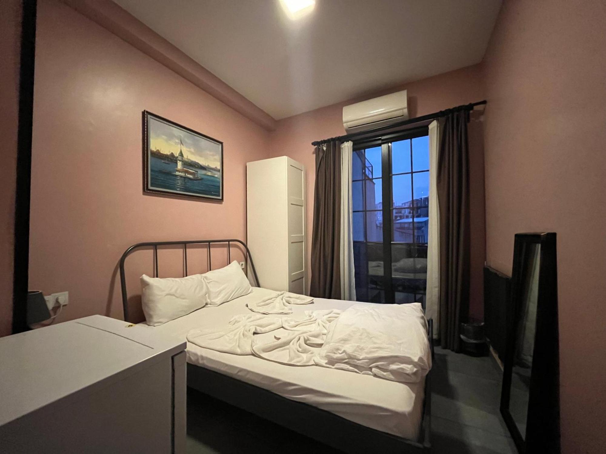 Double Room,1743271290:JPEG